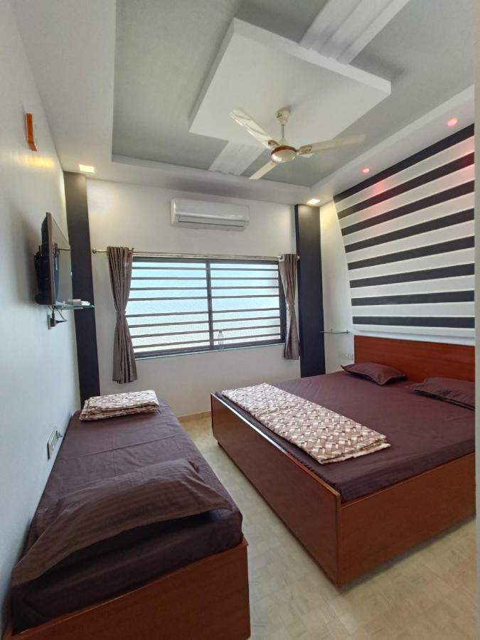 Hotel Jb Star Māndvi Exteriér fotografie